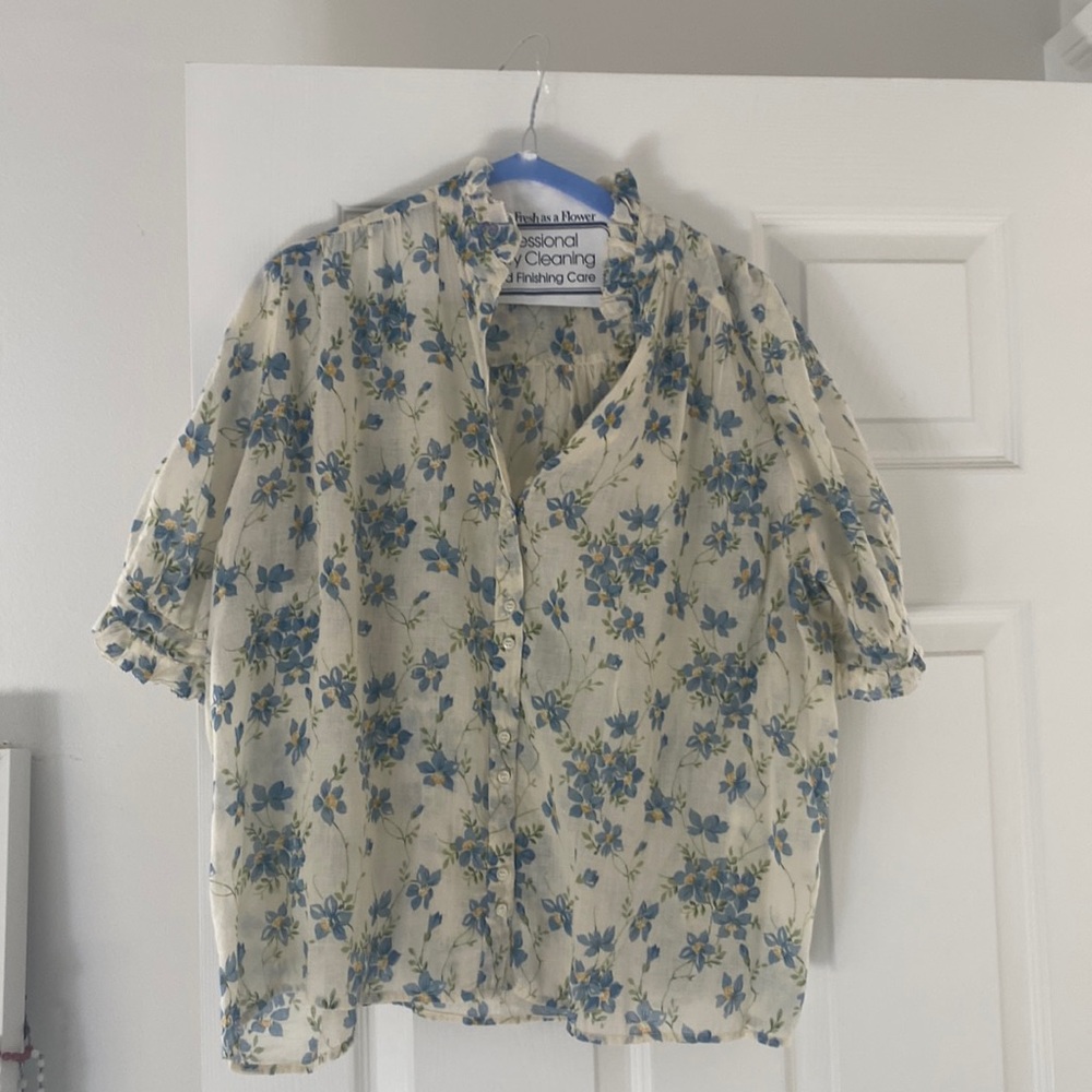 THE GREAT. Floral blouse